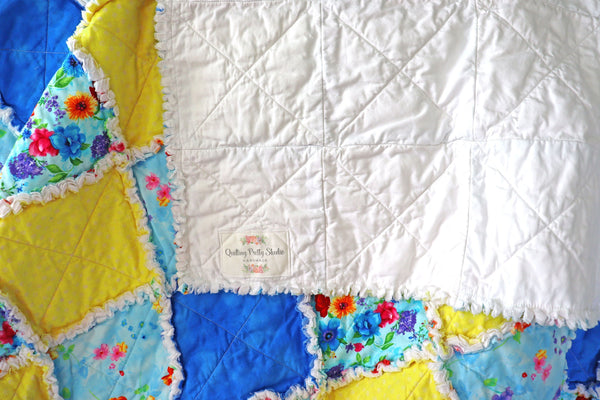 Blue and Yellow Floral Rag Quilt. Flower Lap Quilt. Floral Sunroom Decor. Quilt for Sale. Rag Quilt Throw.