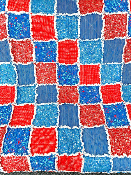Patriotic Fireworks Lap Rag Quilt. Patriotic Living Room Decor. Fourth of July Decor.