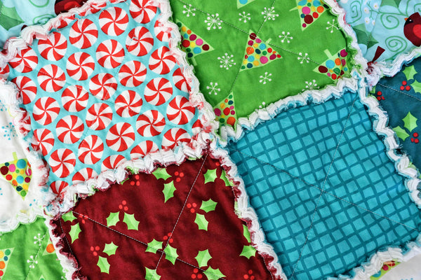 READY TO SHIP, Christmas Cardinal Rag Lap Quilt, Blue and Red Christmas Quilt, Christmas Decor, Holiday Rag Quilt, Christmas Quilt for Sale