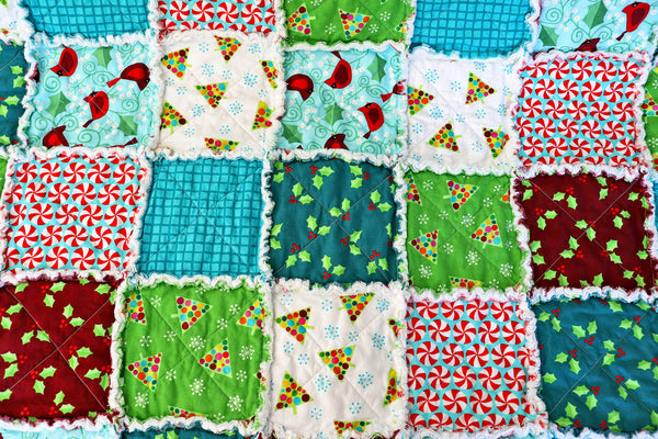 READY TO SHIP, Christmas Cardinal Rag Lap Quilt, Blue and Red Christmas Quilt, Christmas Decor, Holiday Rag Quilt, Christmas Quilt for Sale