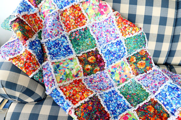 Colorful Rag Quilt. Abstract Flowers Lap Quilt. Floral Sunroom Decor. Quilt for Sale. Rag Quilt Throw.