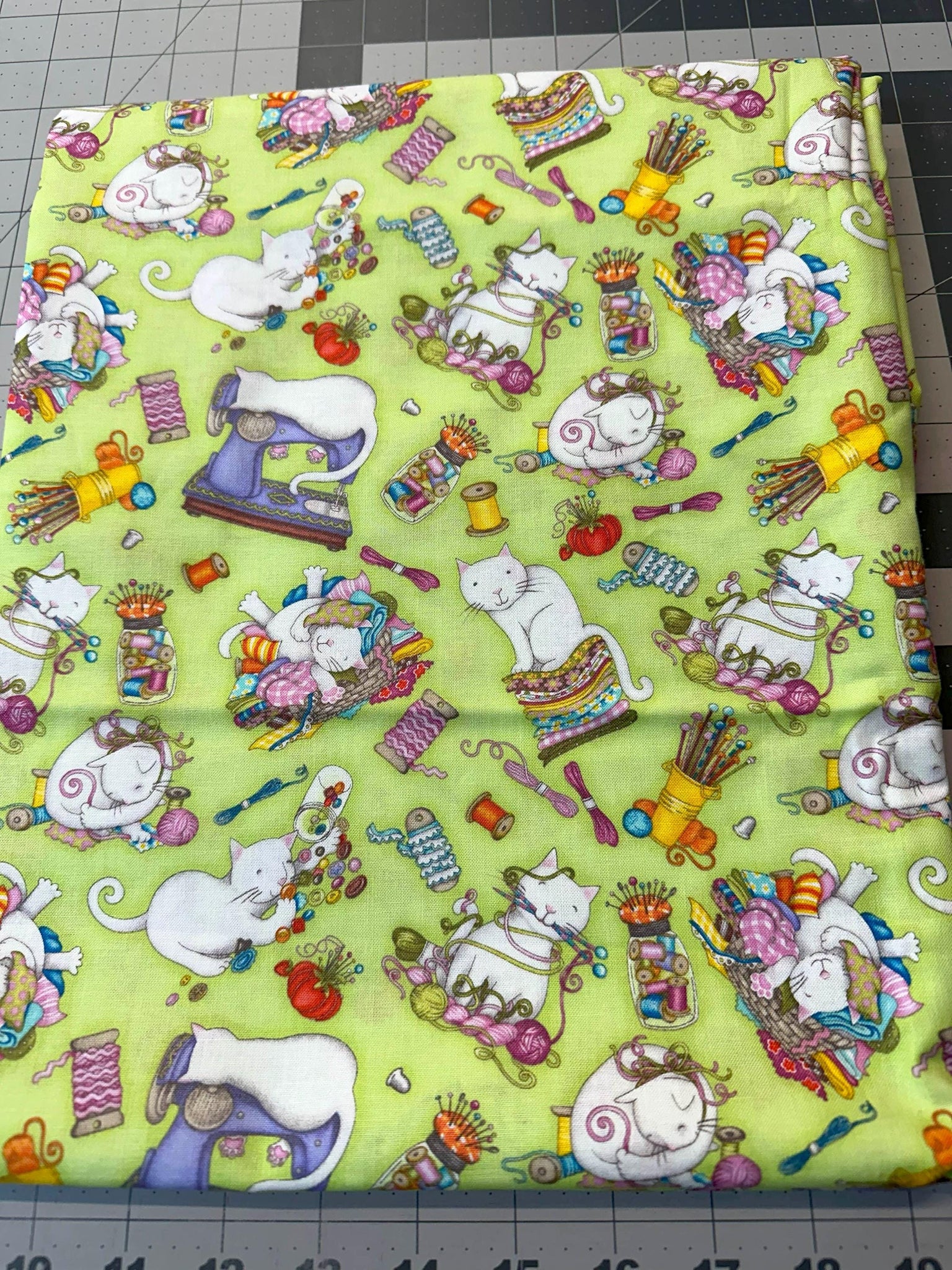 1 2/3 yd Love To Craft Cat Quilt Fabric by Henry Glass