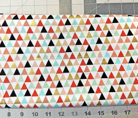 Piper Triangles Gold Metallic Cotton Quilt Fabric (1 1/2 yd)