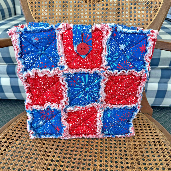 Patriotic Fireworks and Stars Rag Tote. Rag Quilt Tote. Summer Gift for Mom. Craft Tote. Gift for Her. Tote Bag with Pockets.