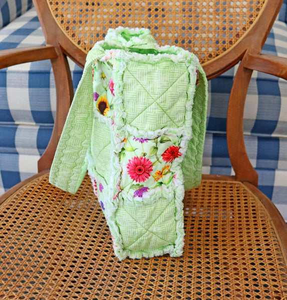 Flowers on Spring Green Rag Quilt Tote
